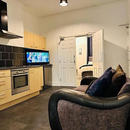 Bespoke 2 Bedroom Apt Derby City 외부 사진