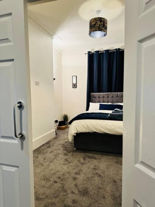 Bespoke 2 Bedroom Apt Derby City 외부 사진