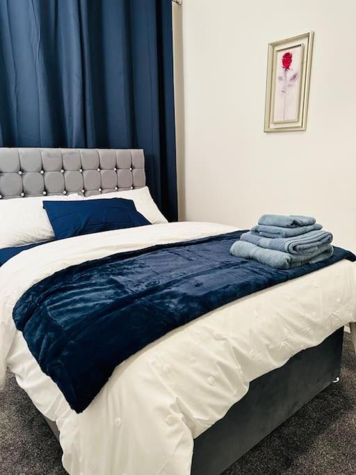 Bespoke 2 Bedroom Apt Derby City 외부 사진