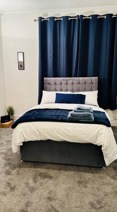 Bespoke 2 Bedroom Apt Derby City 외부 사진
